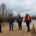 Из-за паводка жители деревни Колодливо остались без дороги