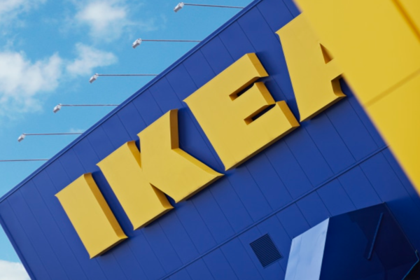 “Абставіны не палепшыліся, і разбуральная вайна працягваецца”. IKEA заявіла аб далейшым скарачэнні бізнесу ў Беларусі і Расіі