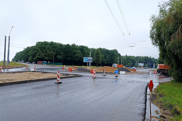 Аўтаўладальнікам. Завяршаецца рэканструкцыя вуліцы Крупскай у Магілёве – з’явіцца новае кальцо