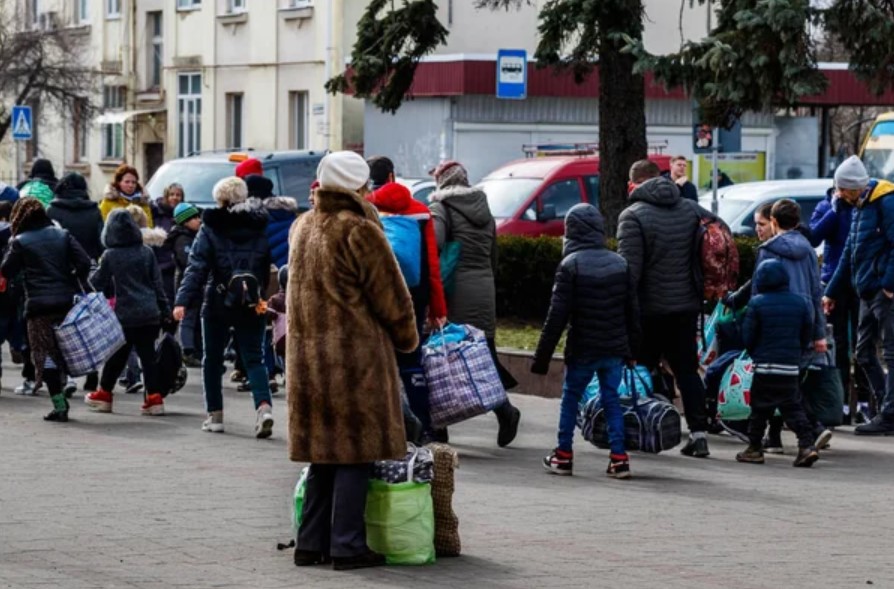 Украінцы, якія прыбылі ў Беларусь, змогуць атрымліваць пенсіі і дапамогі