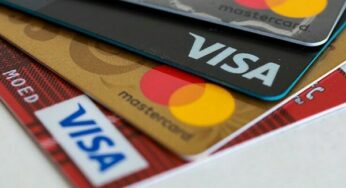 Па ўсёй Беларусі праблемы з картамі Visa. Сцвярджаюць, што часовыя. Абноўлена