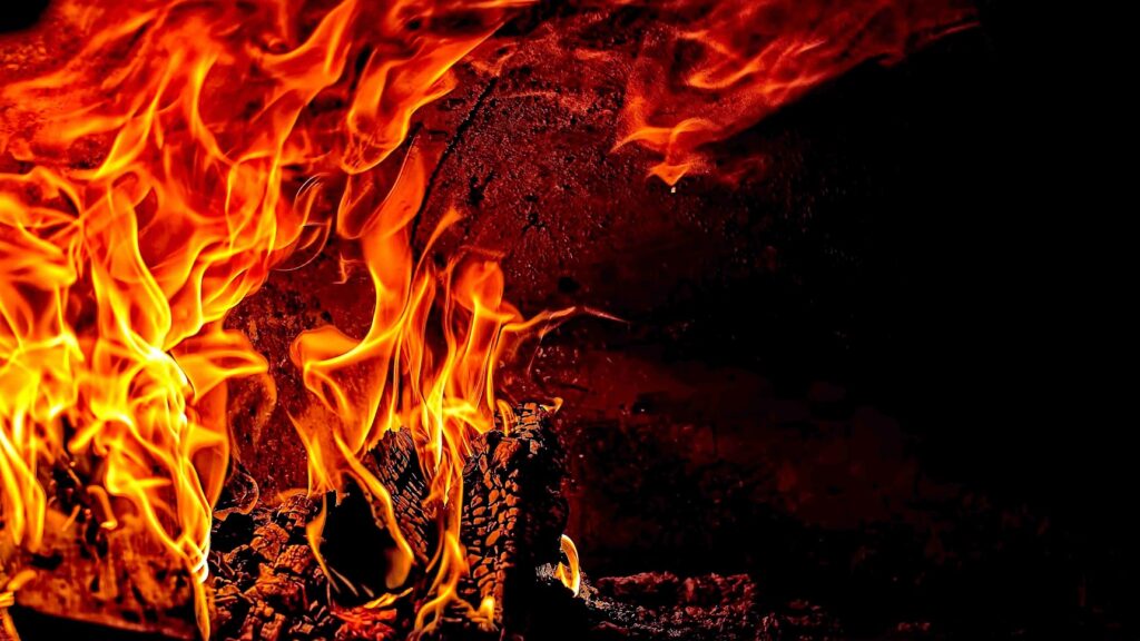 Пад Клімавічамі на пажары загінуў мужчына, які самавольна залез у чужы дом