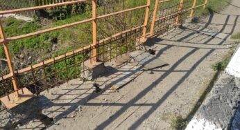Пасля публікацыі на mogilev.media, мост у Крычаве трохі падрамантавалі