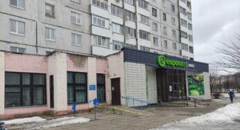 Нарадзіла ў ваннай і выкінула – шакуючыя падрабязнасці пра нованароджанаю на казырку дома ў Магілёве