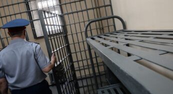 Сын писателя Сергея Антонова считает, что тюрьма пойдет ему на пользу
