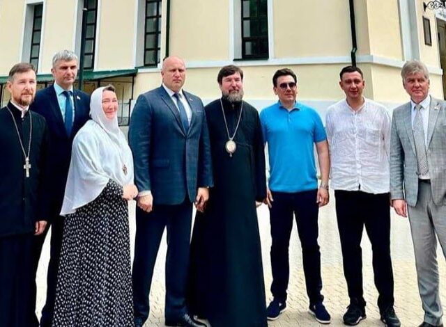 Пророссийский певец Алехно добился проведения в Бобруйске православного фестиваля