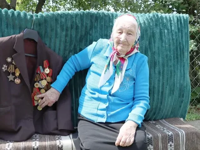 Жительнице Черикова исполнилось 100 лет. Она – кавалер ордена Славы