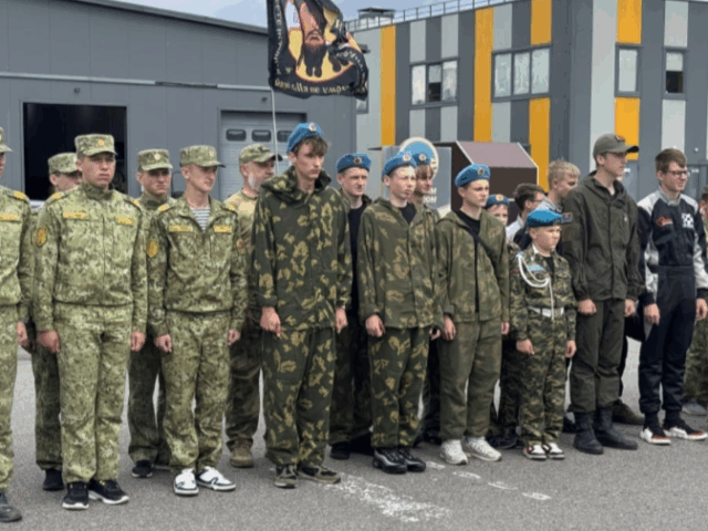 Пад сцягам «Спаса Нерукатворнага»: як картынг стаў часткай духоўна-вайсковага выхавання