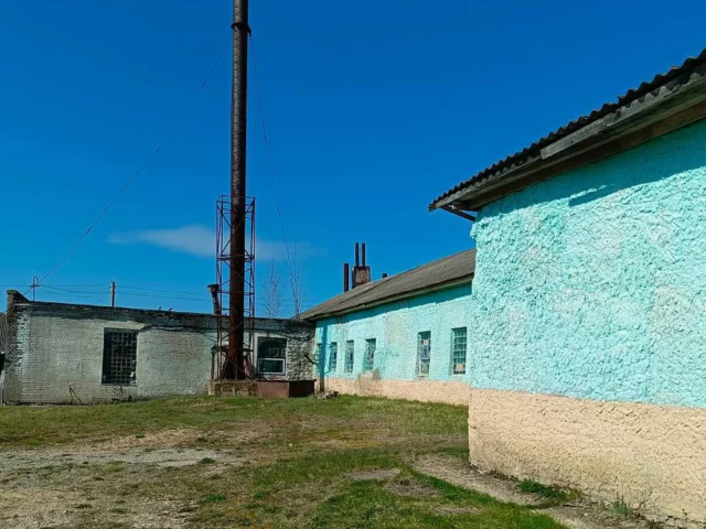 Помните историю бани в Круглом? Теперь ее продают