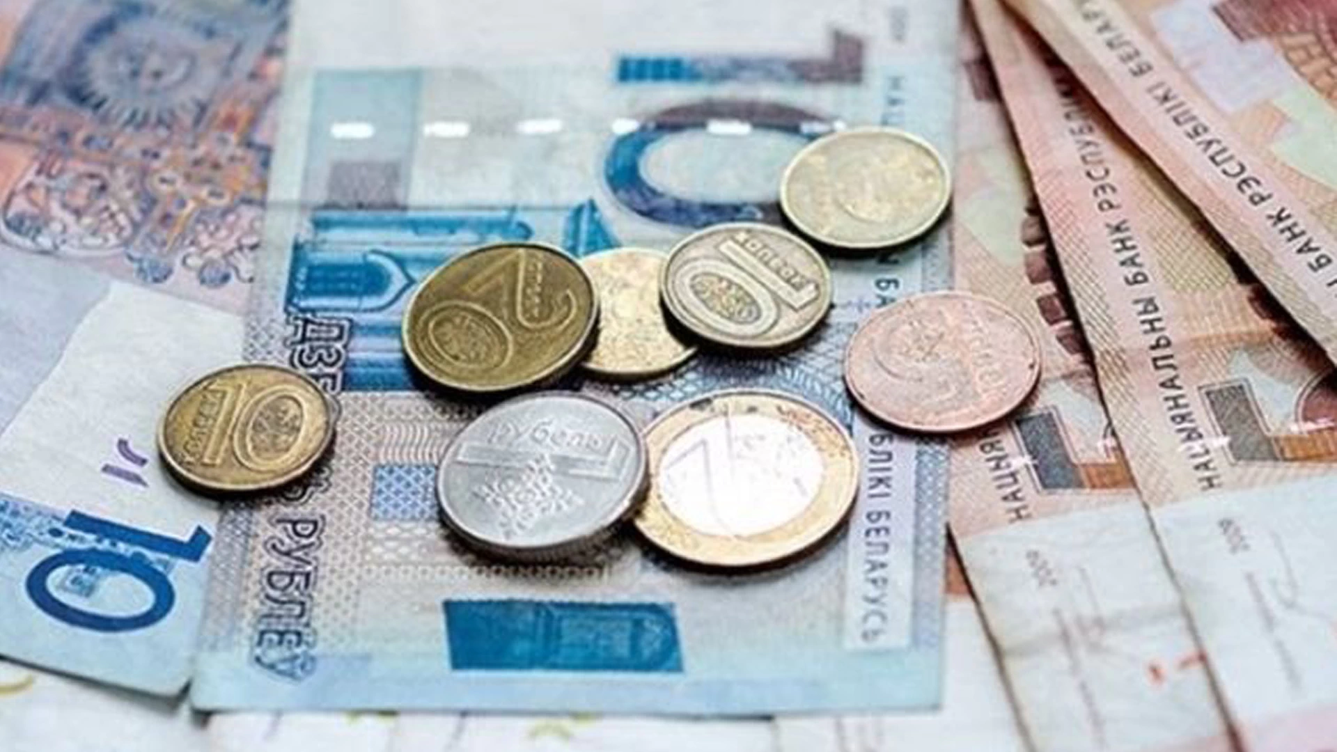 Абласная пракуратура знайшла парушэнні працоўных правоў у 186 работнікаў