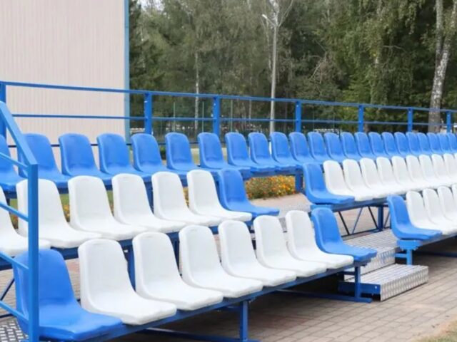 В Быхове установили новые трибуны на стадионе