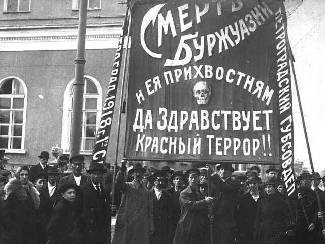 Дзень у гісторыі: 5 верасня. Нарадзіўся Майкл Дуглас, бальшавікі пачалі “Чырвоны тэрор”