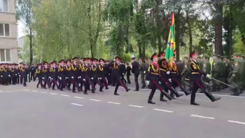 Магілёўскія кадэты маршыравалі пад словы Наталлі Арсенневай