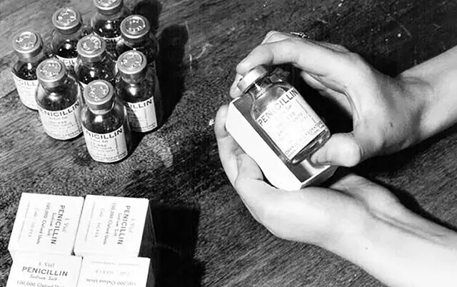 Дзень у гісторыі: 13 верасня. Упершыню быў прэзентаваны пеніцылін