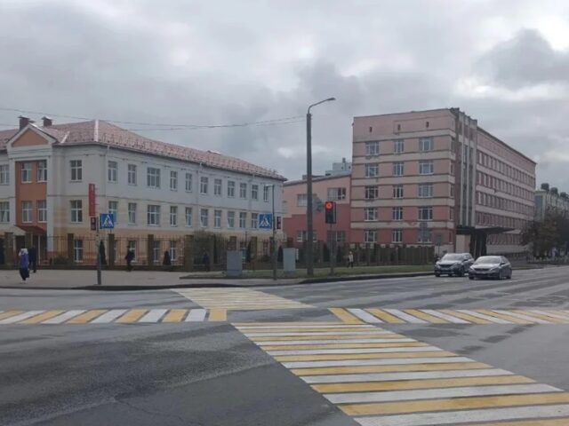 Диагональный переход в Могилеве запутал пешеходов