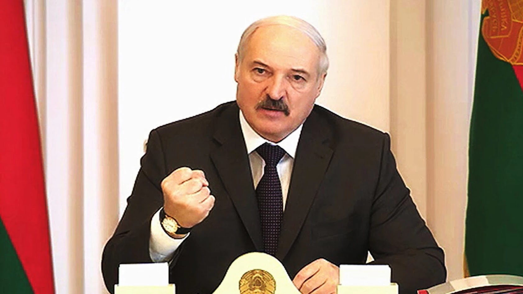 У крамах Магілёва і вобласці пратэрміноўка, а Лукашэнка лаецца матам