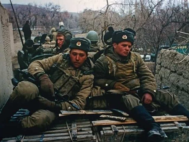 Дзень у гісторыі. 12 снежня. Нарадзіўся Сімяон Полацкі. СССР уводзіць войскі ў Афганістан