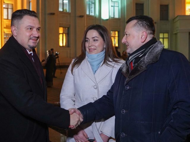 Дэлегаты з Магілёва выбылі на “хурал” – з поўнымі чамаданамі і трапяткімі сэрцамі
