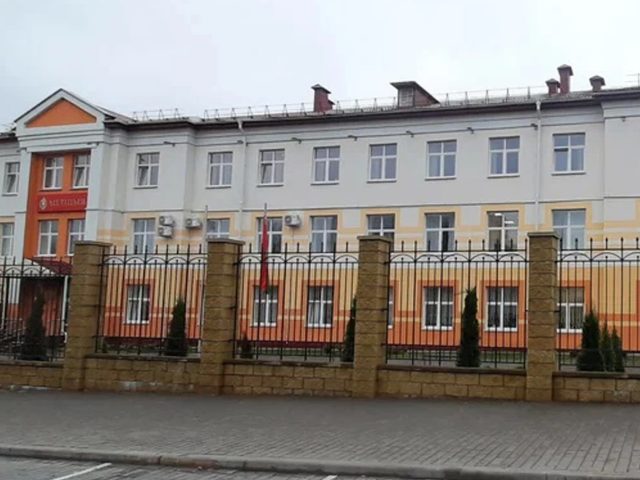 У Магілёве дырэктар скраў таксометр і відэарэгістратар з арэнднага аўто