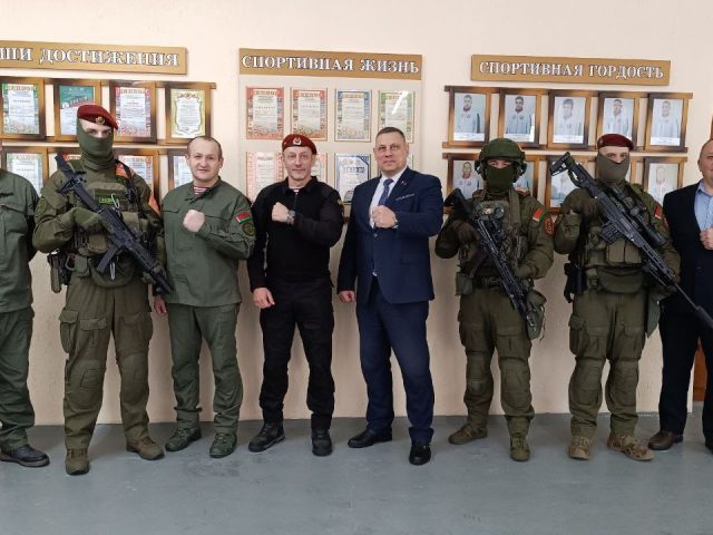 Могилевские провластные профсоюзы прониклись милитаризмом
