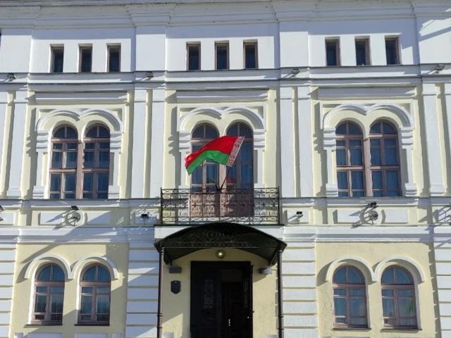 Браки и разводы на Могилевщине: кто чаще создает семьи