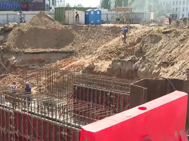 На будаўніцтве новага кальца ў Магілёве працуюць у дзве змены