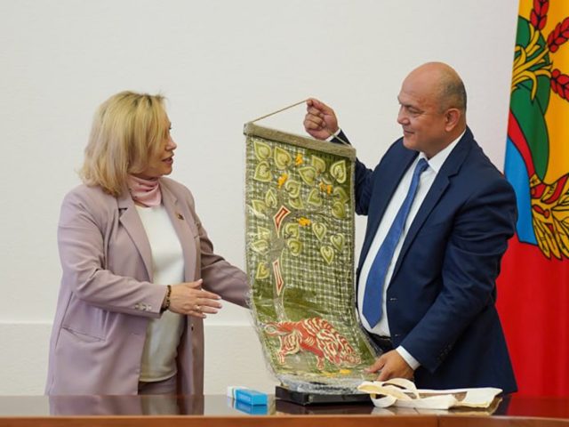 Земли в обмен на бусы: как Могилевщина укрепила связи с Узбекистаном