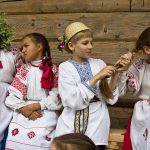 2 ліпеня ў гісторыі. Дзень вышыванкі. Каранацыя ікон Маці Божай Вастрабрамскай і Будслаўскай. “Магіла Льва”